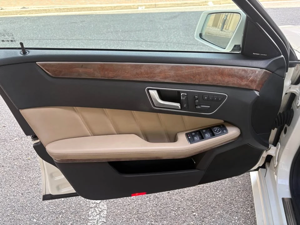 2012 Mercedes-Benz W212 E-Class - Image 9 of 16