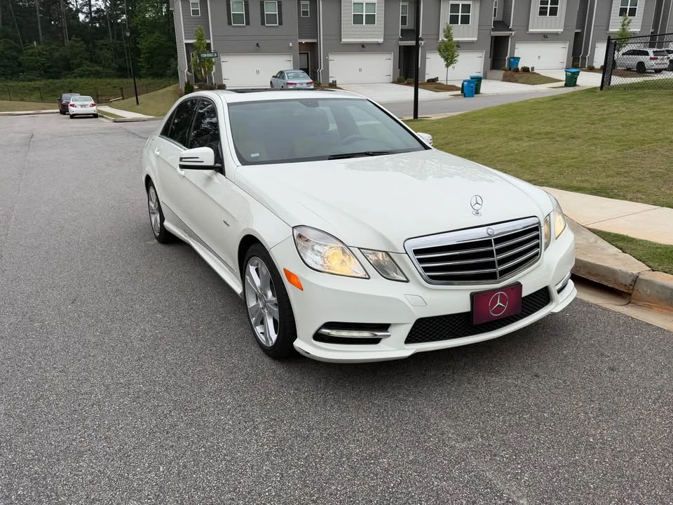 2012 Mercedes-Benz W212 E-Class - Image 3 of 19