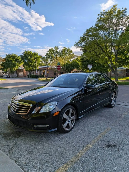 2012 Mercedes-Benz W212 E-Class - Image 2 of 11