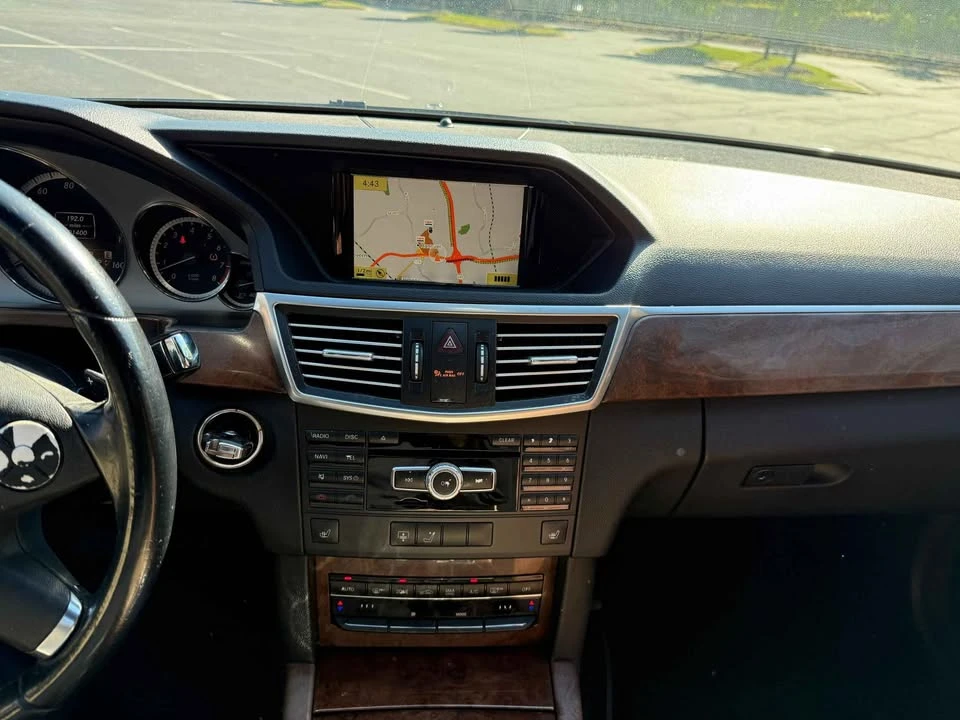2012 Mercedes-Benz W212 E-Class - Image 8 of 20