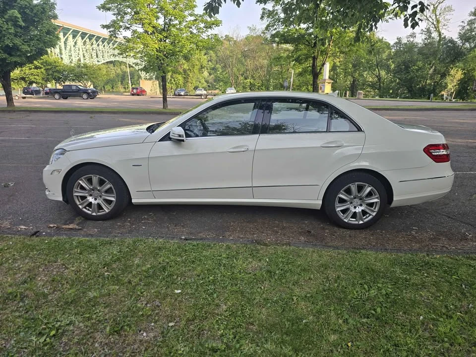2012 Mercedes-Benz W212 E-Class - Image 10 of 16