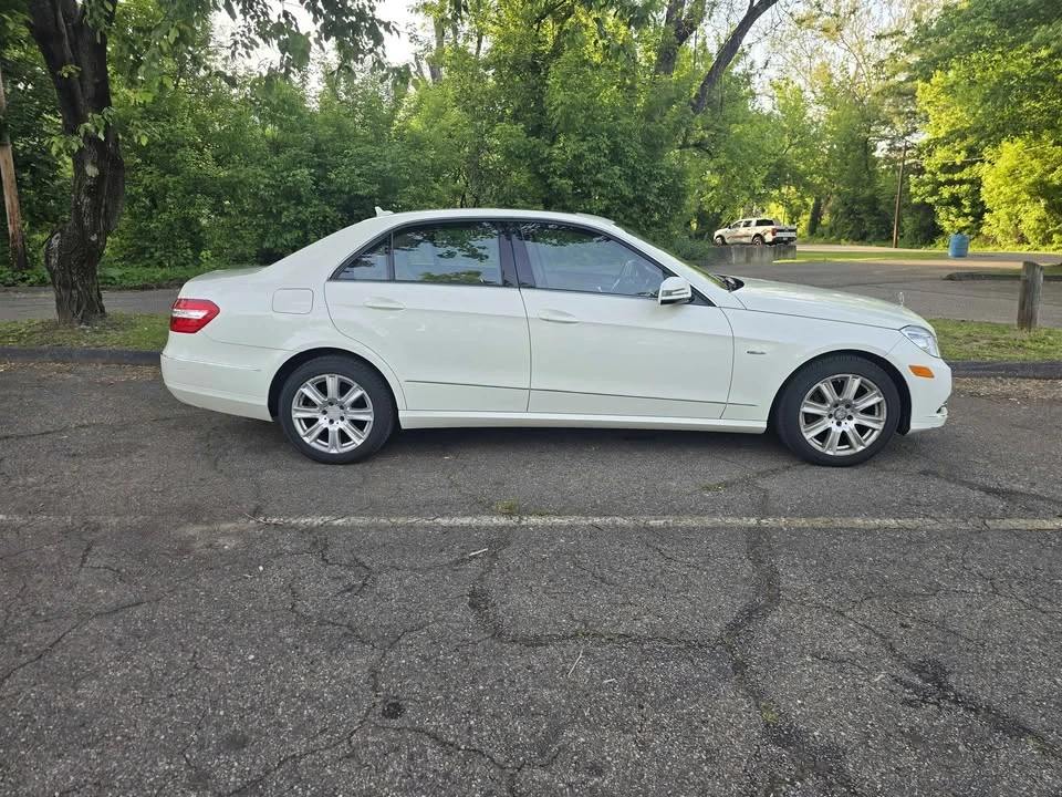 2012 Mercedes-Benz W212 E-Class - Image 8 of 16
