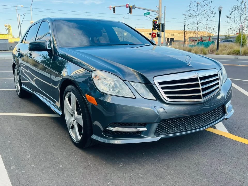 2012 Mercedes-Benz W212 E-Class - Image 2 of 12