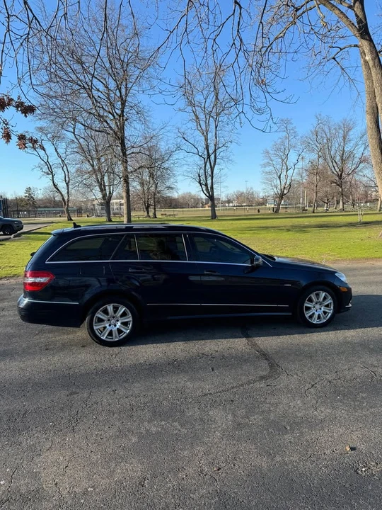 2012 Mercedes-Benz W212 E-Class - Image 2 of 11