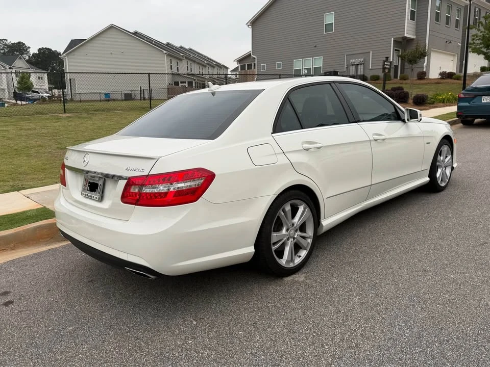 2012 Mercedes-Benz W212 E-Class - Image 8 of 20