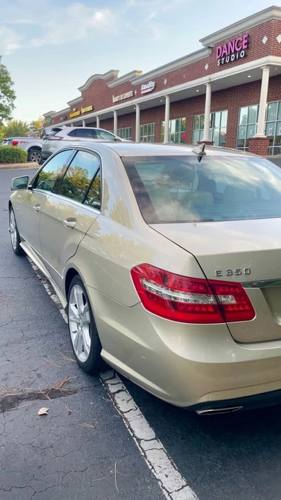2012 Mercedes-Benz W212 E-Class - Image 4 of 11