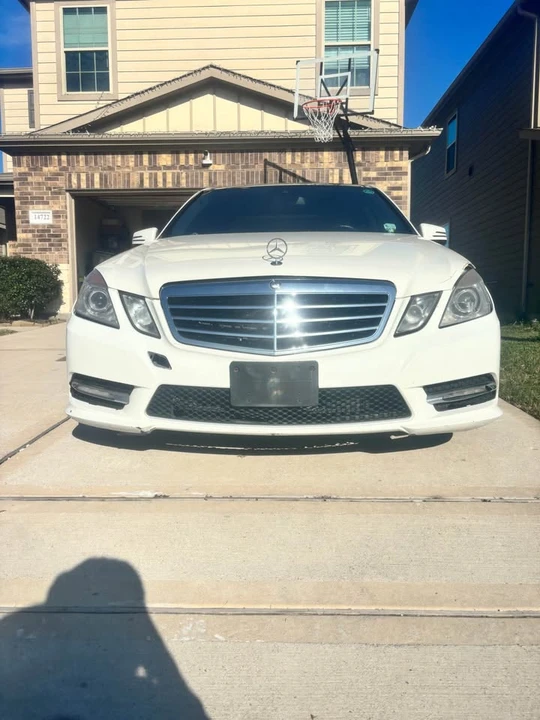 2012 Mercedes-Benz W212 E-Class - Image 2 of 20