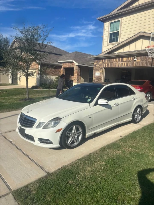 2012 Mercedes-Benz W212 E-Class - Image 3 of 20