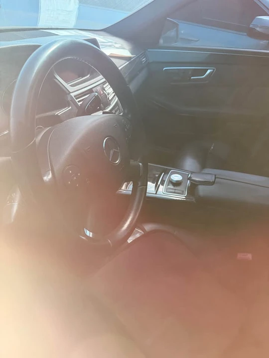 2012 Mercedes-Benz W212 E-Class - Image 6 of 6