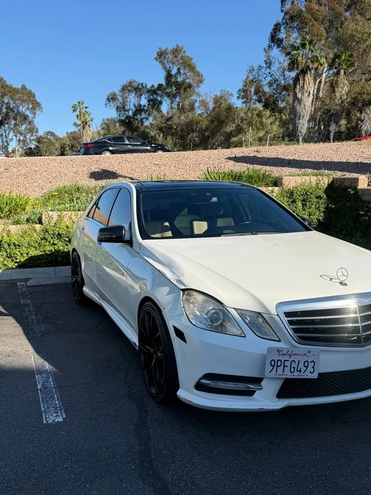 2012 Mercedes-Benz W212 E-Class - Image 4 of 11