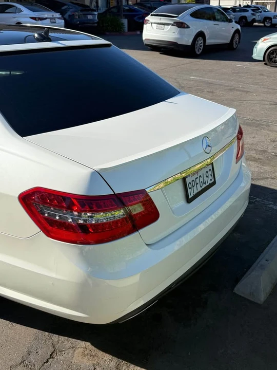 2012 Mercedes-Benz W212 E-Class - Image 6 of 11