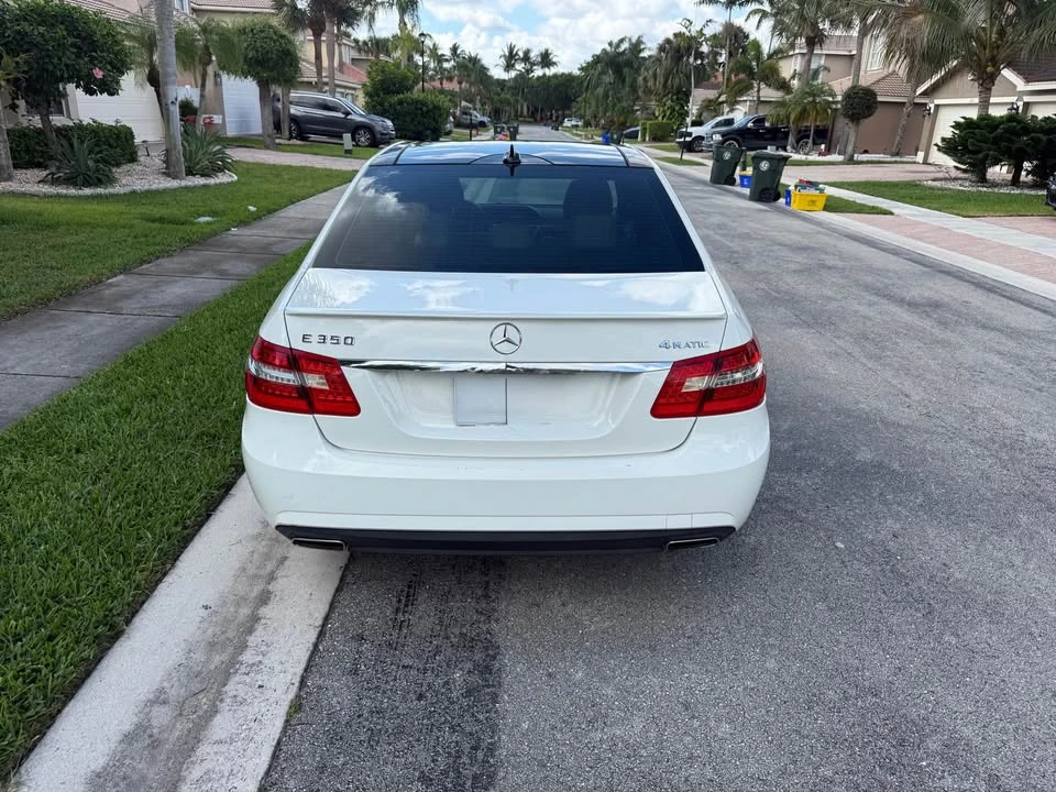 2012 Mercedes-Benz W212 E-Class - Image 6 of 10