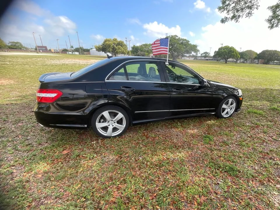 2012 Mercedes-Benz W212 E-Class - Image 5 of 16