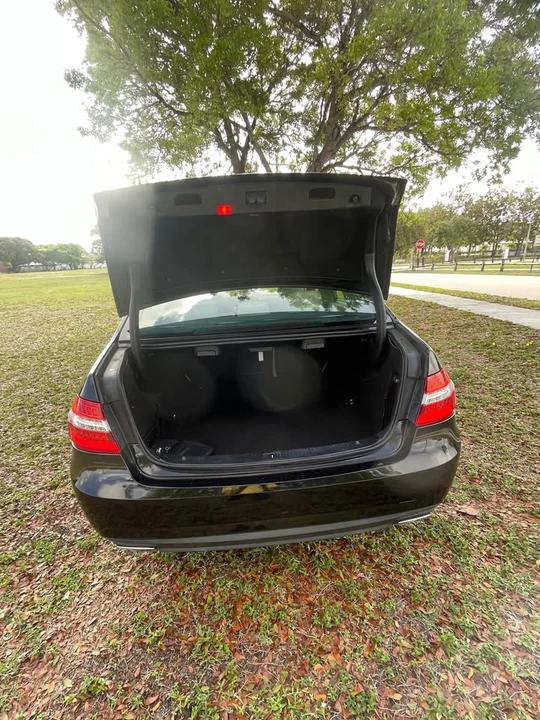 2012 Mercedes-Benz W212 E-Class - Image 9 of 16
