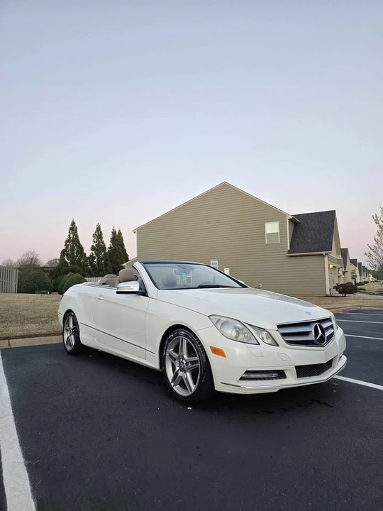 2012 Mercedes-Benz C207/A207 E-Class Coupe & Convertible - Image 2 of 14
