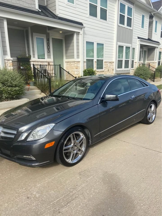 2012 Mercedes-Benz C207/A207 E-Class Coupe & Convertible - Image 2 of 12