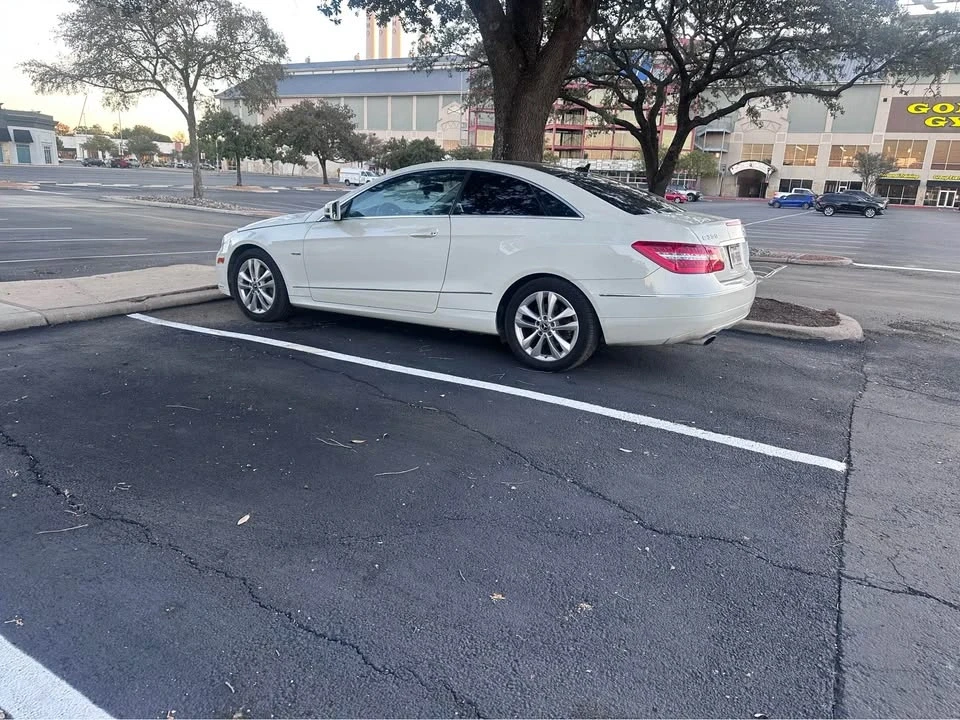 2012 Mercedes-Benz C207/A207 E-Class Coupe & Convertible - Image 6 of 12