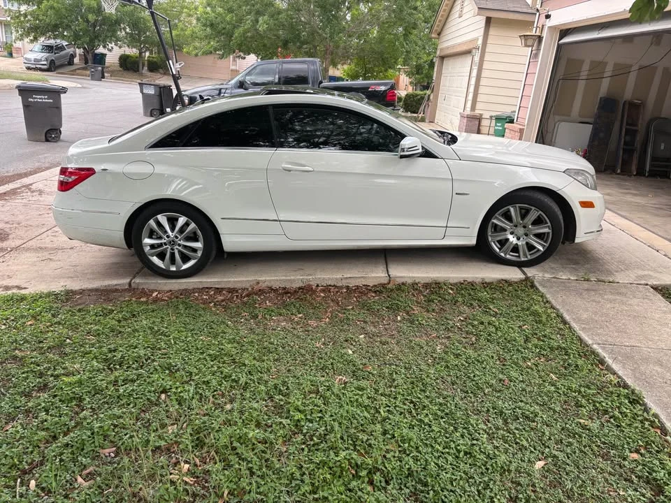 2012 Mercedes-Benz C207/A207 E-Class Coupe & Convertible - Image 6 of 7