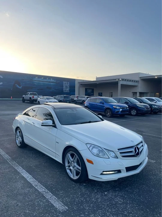 2012 Mercedes-Benz C207/A207 E-Class Coupe & Convertible - Image 2 of 7