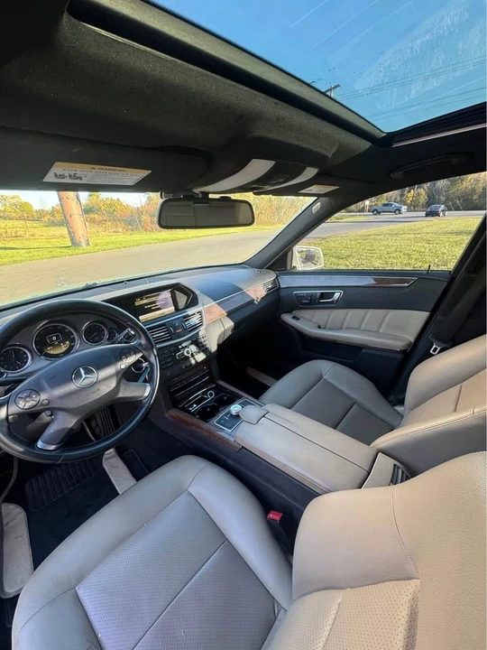 2012 Mercedes-Benz W212 E-Class - Image 12 of 18