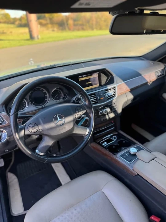 2012 Mercedes-Benz W212 E-Class - Image 13 of 18