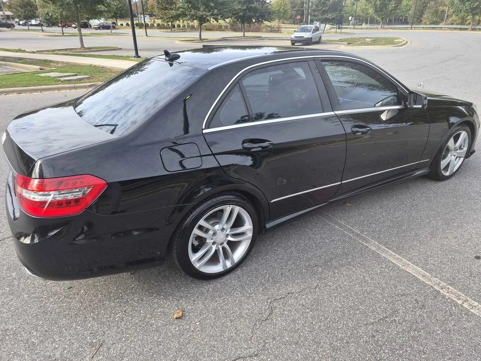 2012 Mercedes-Benz W212 E-Class - Image 8 of 20
