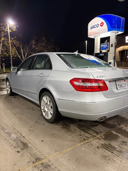 2012 Mercedes-Benz W212 E-Class - Image 3 of 11