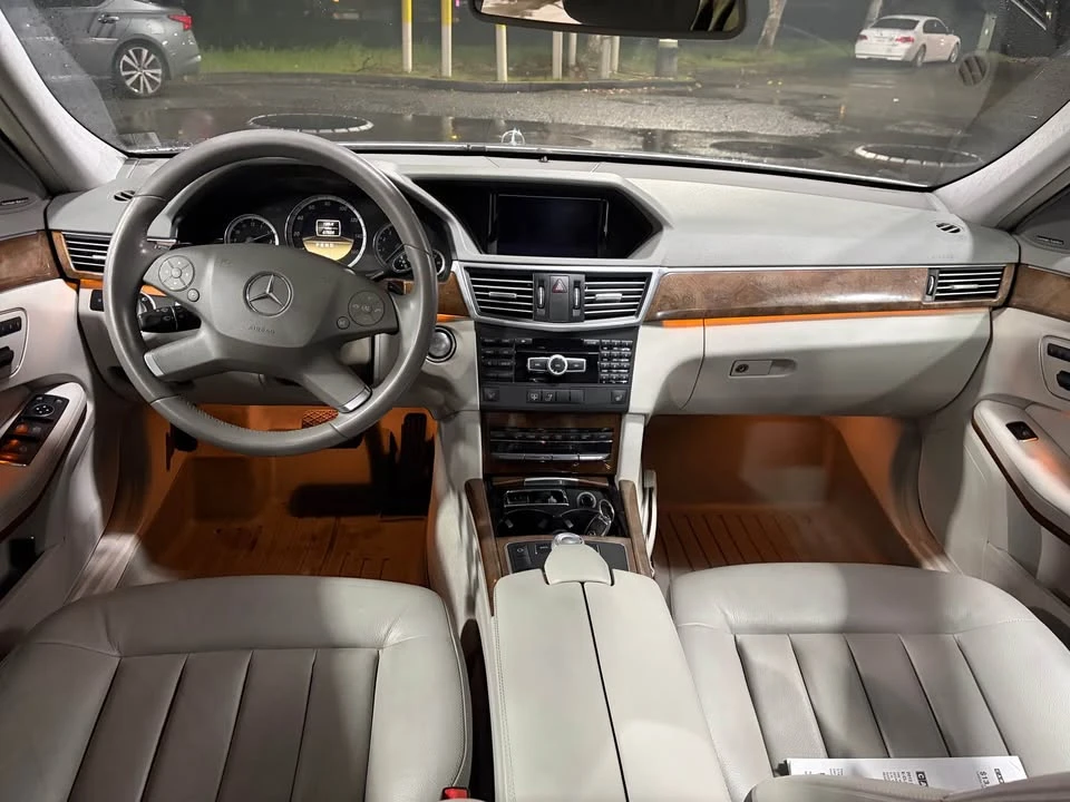 2012 Mercedes-Benz W212 E-Class - Image 7 of 11