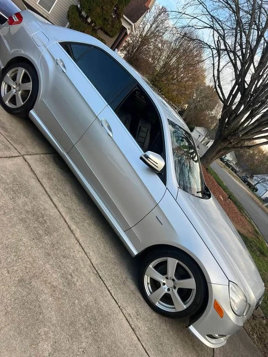 2012 Mercedes-Benz W212 E-Class - Image 9 of 15
