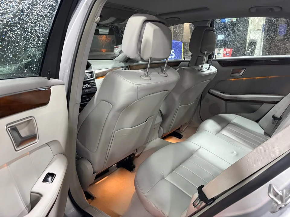 2012 Mercedes-Benz W212 E-Class - Image 6 of 11