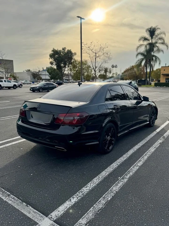 2012 Mercedes-Benz W212 E-Class - Image 2 of 13