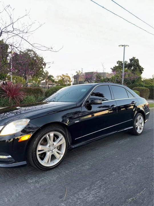 2012 Mercedes-Benz W212 E-Class - Image 2 of 15