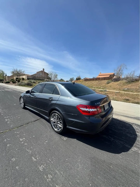 2012 Mercedes-Benz W212 E-Class - Image 3 of 8