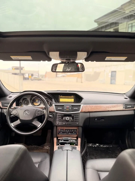 2012 Mercedes-Benz W212 E-Class - Image 12 of 17