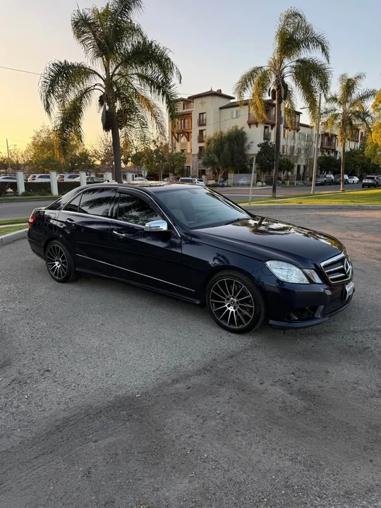 2012 Mercedes-Benz W212 E-Class - Image 2 of 10