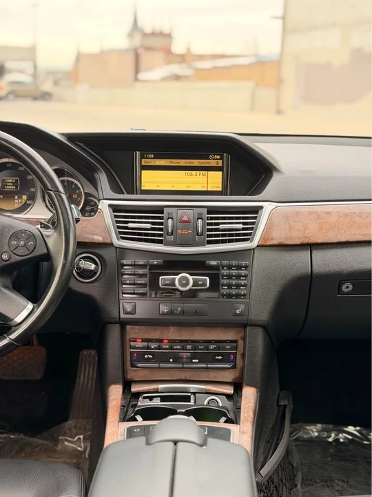 2012 Mercedes-Benz W212 E-Class - Image 17 of 17