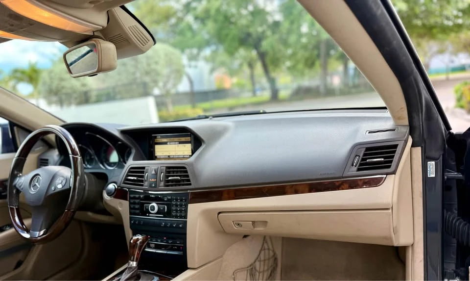 2012 Mercedes-Benz W212 E-Class - Image 9 of 16