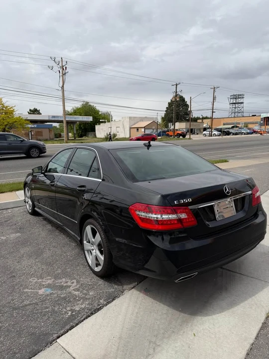 2012 Mercedes-Benz W212 E-Class - Image 8 of 17
