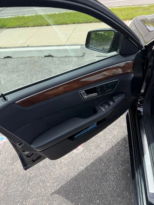 2012 Mercedes-Benz W212 E-Class - Image 14 of 17