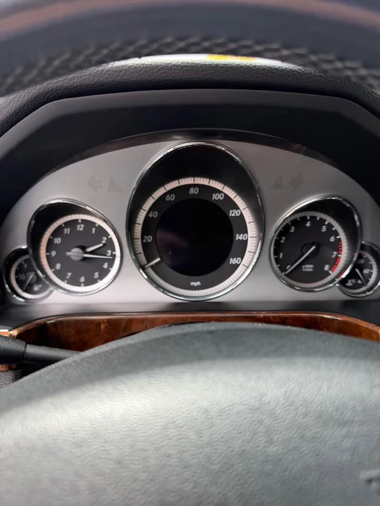 2012 Mercedes-Benz W212 E-Class - Image 13 of 17