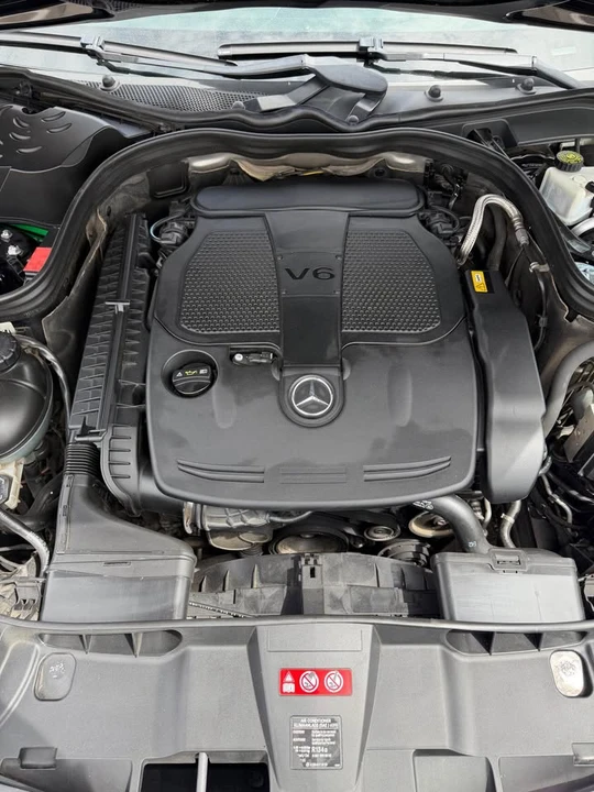 2012 Mercedes-Benz W212 E-Class - Image 5 of 17
