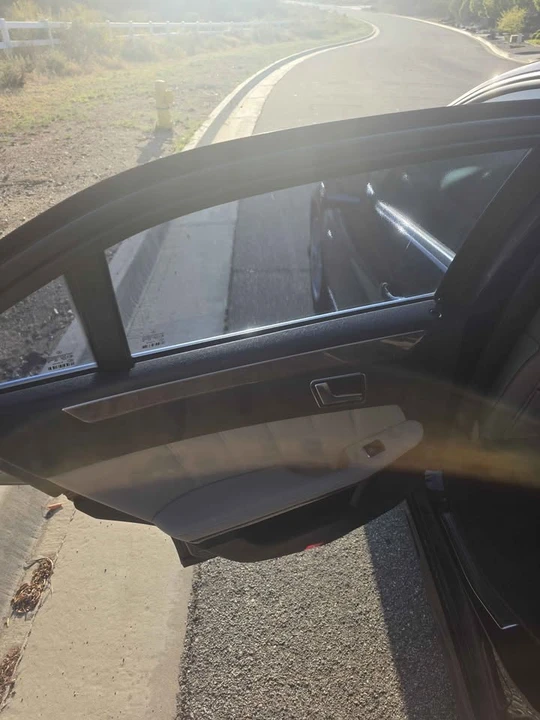 2012 Mercedes-Benz W212 E-Class - Image 8 of 14