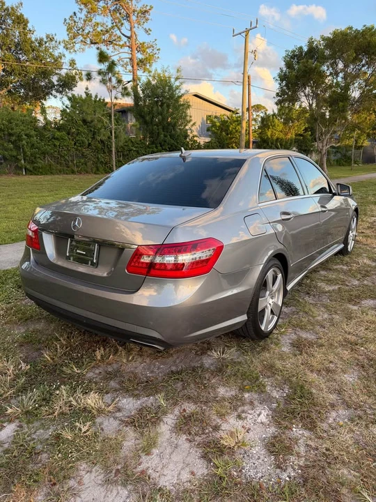 2012 Mercedes-Benz W212 E-Class - Image 4 of 7