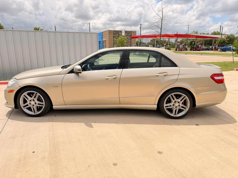 2012 Mercedes-Benz W212 E-Class - Image 7 of 16