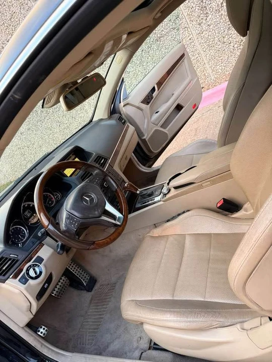2012 Mercedes-Benz W212 E-Class - Image 3 of 18