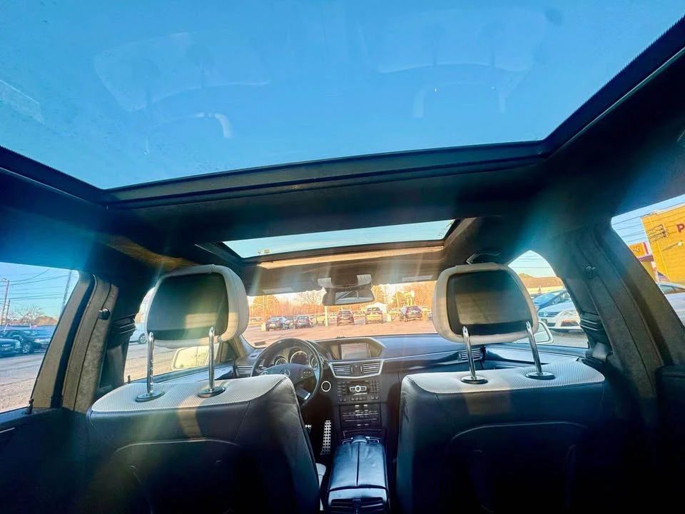 2012 Mercedes-Benz W212 E-Class - Image 11 of 15