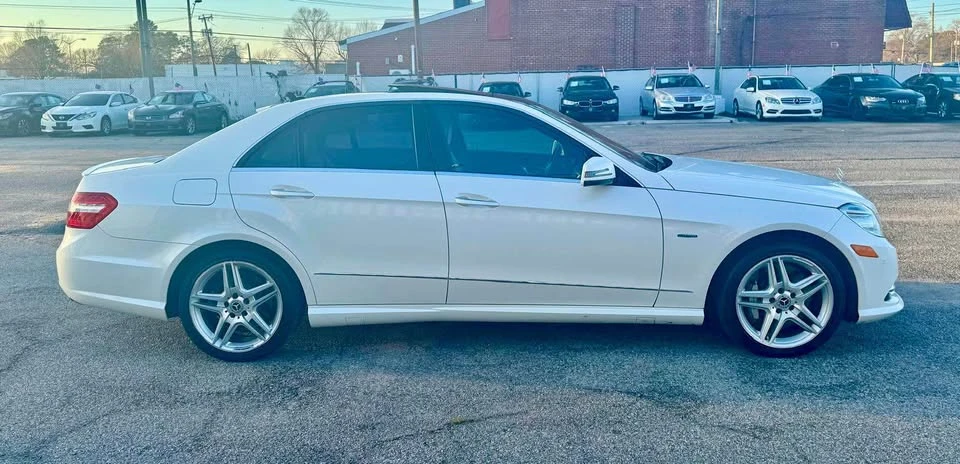 2012 Mercedes-Benz W212 E-Class - Image 2 of 15