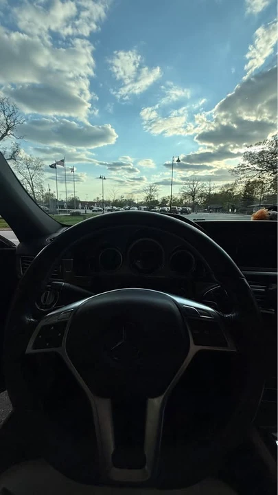2012 Mercedes-Benz W212 E-Class - Image 5 of 12