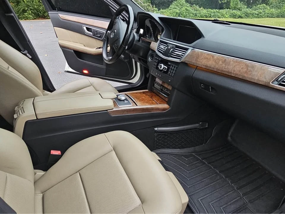 2012 Mercedes-Benz W212 E-Class - Image 6 of 12