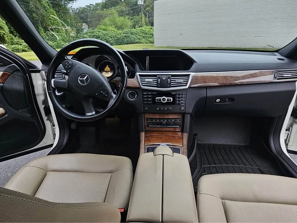2012 Mercedes-Benz W212 E-Class - Image 11 of 12